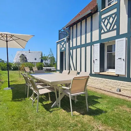 Villa Beautiful Family Home, 4 Bedrooms, 3 Bathrooms, Quiet, Lovely Place