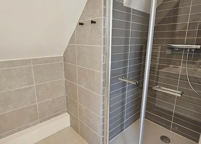 Beautiful Family Home, 4 Bedrooms, 3 Bathrooms, Quiet, Lovely Place * Deauville