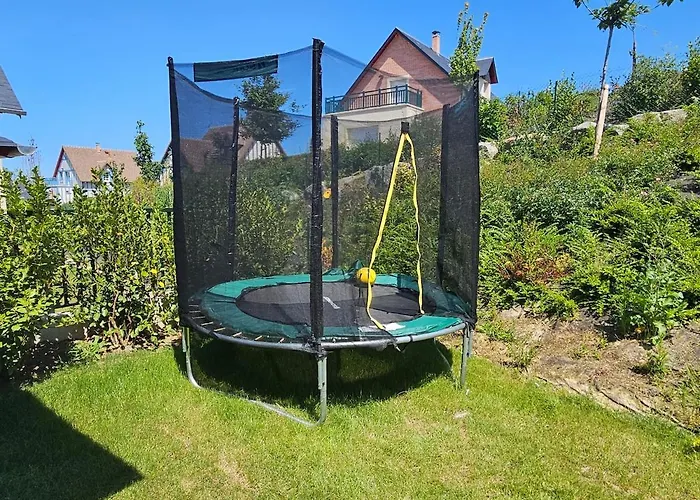 Beautiful Family Home, 4 Bedrooms, 3 Bathrooms, Quiet, Lovely Place Deauville