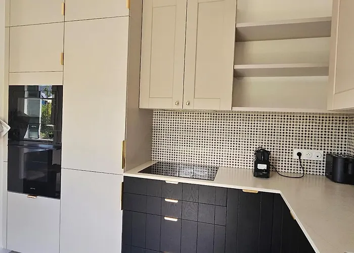 Beautiful Family Home, 4 Bedrooms, 3 Bathrooms, Quiet, Lovely Place * Deauville