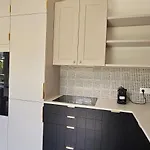 Beautiful Family Home, 4 Bedrooms, 3 Bathrooms, Quiet, Lovely Place * Deauville
