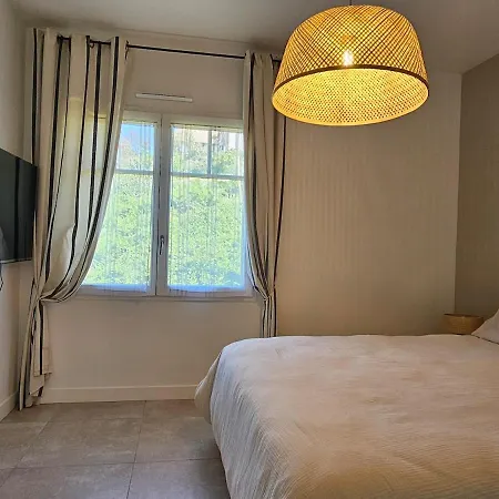 Beautiful Family Home, 4 Bedrooms, 3 Bathrooms, Quiet, Lovely Place Villa Deauville