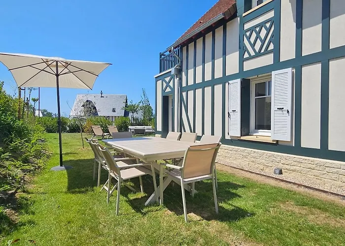 别墅 Beautiful Family Home, 4 Bedrooms, 3 Bathrooms, Quiet, Lovely Place